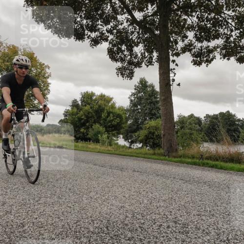 30.08.2026 - Elbe Triathlon Hamburg Michael Burmester http://msf.ph/oto/10045897 30.08.2026 09:29:34 Radfahren 393, 395, 430, 532, 702, 722, 750 meine-sportfotos.de