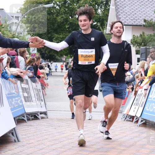 30.08.2026 - Blankeneser Heldenlauf Lena Gebhardt http://msf.ph/oto/10045945 30.08.2026 11:51:41 Ziel 2222, 2229, 2369, 2508, 2517, 2554, 2749, 2835 meine-sportfotos.de