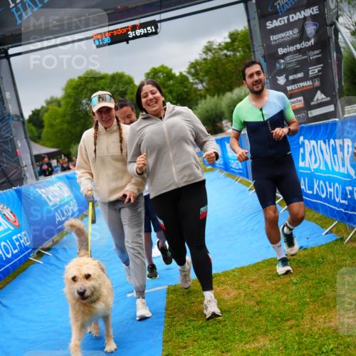 30.08.2026 - Elbe Triathlon Hamburg LAZAROV Photography http://msf.ph/oto/10045990 30.08.2026 17:09:52 Ziel  meine-sportfotos.de