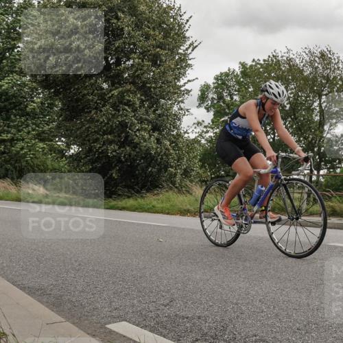 30.08.2026 - Elbe Triathlon Hamburg Michael Burmester http://msf.ph/oto/10046003 30.08.2026 15:31:55 Radfahren  meine-sportfotos.de