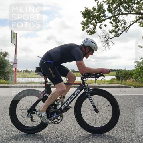 30.08.2026 - Elbe Triathlon Hamburg Michael Burmester http://msf.ph/oto/10046027 30.08.2026 14:40:18 Radfahren 154 meine-sportfotos.de