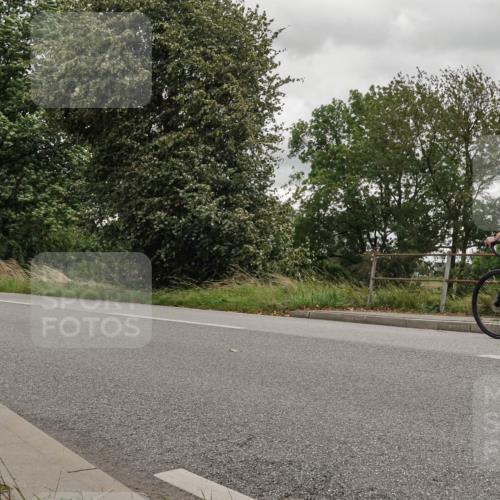 30.08.2026 - Elbe Triathlon Hamburg Michael Burmester http://msf.ph/oto/10046040 30.08.2026 15:32:18 Radfahren  meine-sportfotos.de
