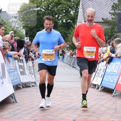 30.08.2026 - Blankeneser Heldenlauf Lena Gebhardt http://msf.ph/oto/10046128 30.08.2026 11:52:15 Ziel 2221, 2223 meine-sportfotos.de