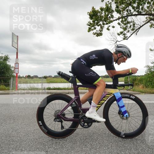30.08.2026 - Elbe Triathlon Hamburg Michael Burmester http://msf.ph/oto/10046145 30.08.2026 14:43:53 Radfahren  meine-sportfotos.de