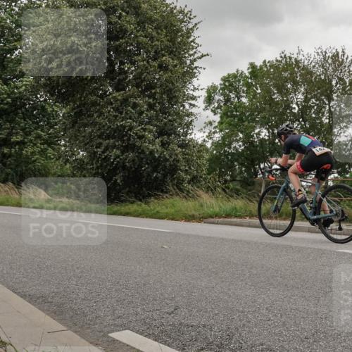 30.08.2026 - Elbe Triathlon Hamburg Michael Burmester http://msf.ph/oto/10046170 30.08.2026 15:33:38 Radfahren  meine-sportfotos.de