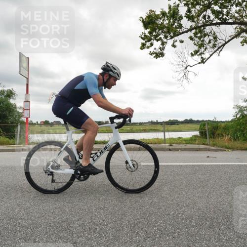 30.08.2026 - Elbe Triathlon Hamburg Michael Burmester http://msf.ph/oto/10046171 30.08.2026 14:44:23 Radfahren 163 meine-sportfotos.de