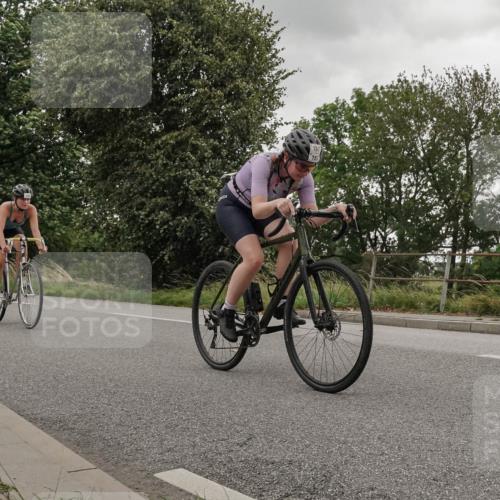 30.08.2026 - Elbe Triathlon Hamburg Michael Burmester http://msf.ph/oto/10046188 30.08.2026 15:33:48 Radfahren  meine-sportfotos.de