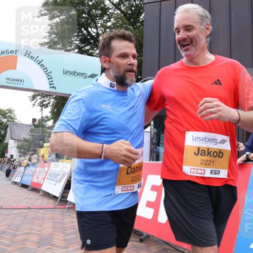 30.08.2026 - Blankeneser Heldenlauf Lena Gebhardt http://msf.ph/oto/10046189 30.08.2026 11:52:18 Ziel 2221, 2223 meine-sportfotos.de
