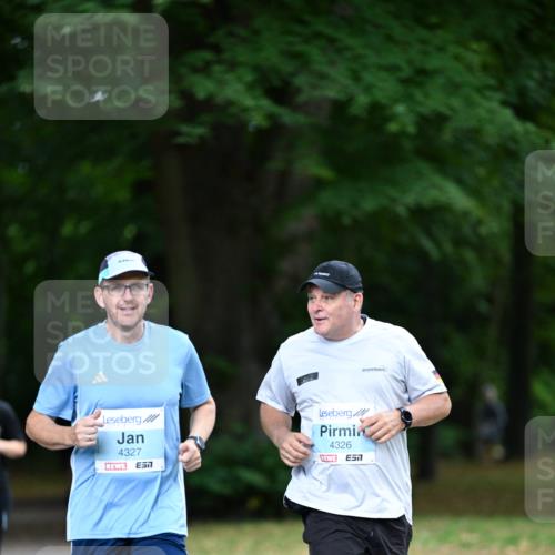 30.08.2026 - Blankeneser Heldenlauf Dr. Thomas Lammeyer http://msf.ph/oto/10046289 30.08.2026 11:24:13 Laufen 4327, 4326, 7 meine-sportfotos.de