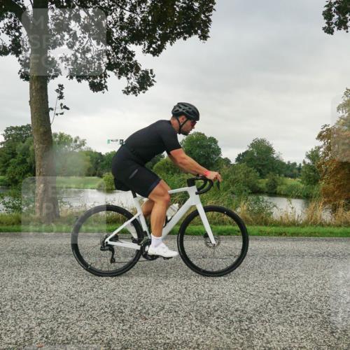 30.08.2026 - Elbe Triathlon Hamburg Michael Burmester http://msf.ph/oto/10046301 30.08.2026 09:23:35 Radfahren 227, 258, 408, 550, 573 meine-sportfotos.de