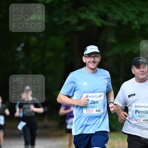 30.08.2026 - Blankeneser Heldenlauf Dr. Thomas Lammeyer http://msf.ph/oto/10046304 30.08.2026 11:24:13 Laufen 4327, 4326 meine-sportfotos.de