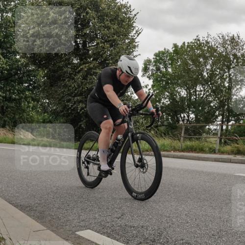30.08.2026 - Elbe Triathlon Hamburg Michael Burmester http://msf.ph/oto/10046317 30.08.2026 15:34:50 Radfahren  meine-sportfotos.de