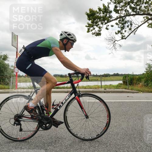 30.08.2026 - Elbe Triathlon Hamburg Michael Burmester http://msf.ph/oto/10046319 30.08.2026 14:46:50 Radfahren 149 meine-sportfotos.de