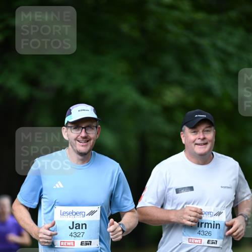 30.08.2026 - Blankeneser Heldenlauf Dr. Thomas Lammeyer http://msf.ph/oto/10046324 30.08.2026 11:24:14 Laufen 4327, 4326 meine-sportfotos.de