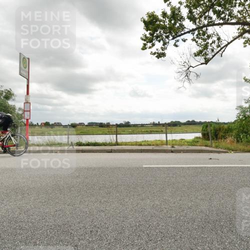 30.08.2026 - Elbe Triathlon Hamburg Michael Burmester http://msf.ph/oto/10046326 30.08.2026 14:47:11 Radfahren  meine-sportfotos.de