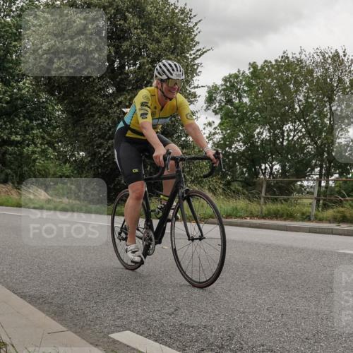 30.08.2026 - Elbe Triathlon Hamburg Michael Burmester http://msf.ph/oto/10046352 30.08.2026 15:35:23 Radfahren  meine-sportfotos.de
