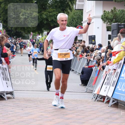 30.08.2026 - Blankeneser Heldenlauf Lena Gebhardt http://msf.ph/oto/10046369 30.08.2026 11:52:41 Ziel 2627, 2709 meine-sportfotos.de