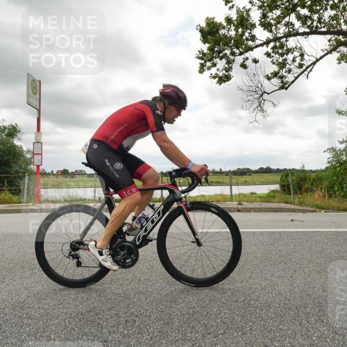 30.08.2026 - Elbe Triathlon Hamburg Michael Burmester http://msf.ph/oto/10046402 30.08.2026 14:47:50 Radfahren  meine-sportfotos.de