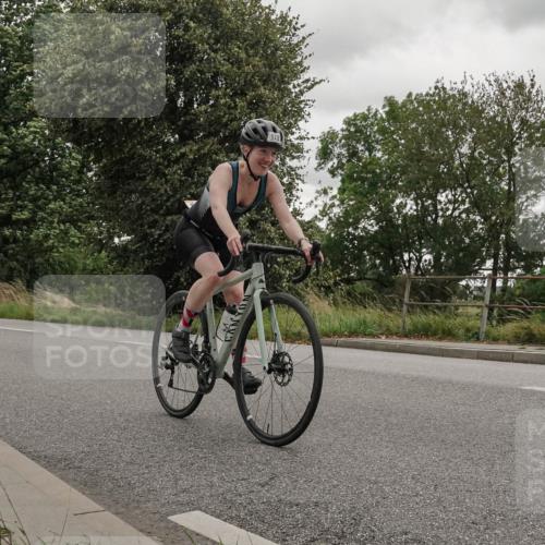 30.08.2026 - Elbe Triathlon Hamburg Michael Burmester http://msf.ph/oto/10046405 30.08.2026 15:35:36 Radfahren  meine-sportfotos.de
