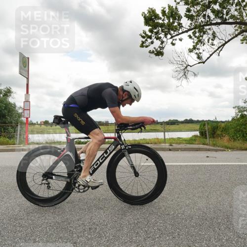30.08.2026 - Elbe Triathlon Hamburg Michael Burmester http://msf.ph/oto/10046483 30.08.2026 14:48:53 Radfahren 154 meine-sportfotos.de