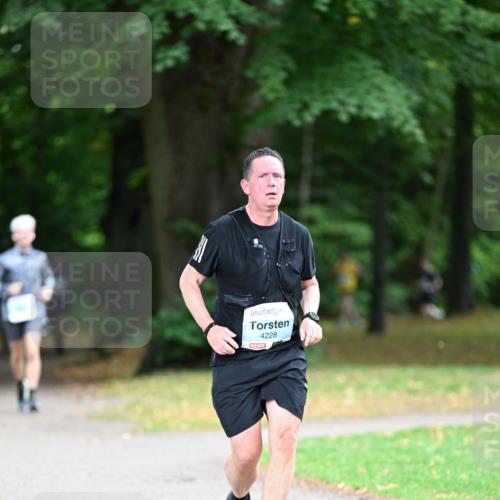 30.08.2026 - Blankeneser Heldenlauf Dr. Thomas Lammeyer http://msf.ph/oto/10046492 30.08.2026 11:24:33 Laufen 4228 meine-sportfotos.de