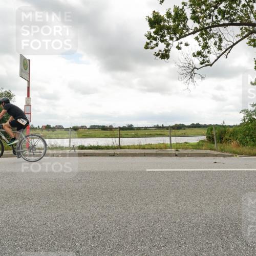 30.08.2026 - Elbe Triathlon Hamburg Michael Burmester http://msf.ph/oto/10046496 30.08.2026 14:49:06 Radfahren  meine-sportfotos.de