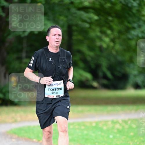 30.08.2026 - Blankeneser Heldenlauf Dr. Thomas Lammeyer http://msf.ph/oto/10046517 30.08.2026 11:24:34 Laufen 4228 meine-sportfotos.de