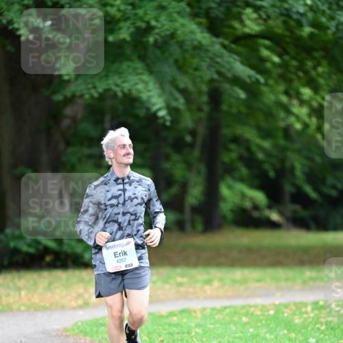 30.08.2026 - Blankeneser Heldenlauf Dr. Thomas Lammeyer http://msf.ph/oto/10046527 30.08.2026 11:24:40 Laufen 4257 meine-sportfotos.de