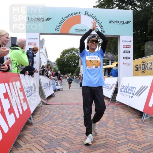 30.08.2026 - Blankeneser Heldenlauf Lena Gebhardt http://msf.ph/oto/10046533 30.08.2026 11:52:55 Ziel 2016, 2635, 2911, 2944, 4456 meine-sportfotos.de