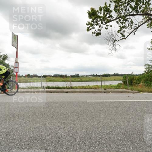 30.08.2026 - Elbe Triathlon Hamburg Michael Burmester http://msf.ph/oto/10046544 30.08.2026 14:49:50 Radfahren 146 meine-sportfotos.de