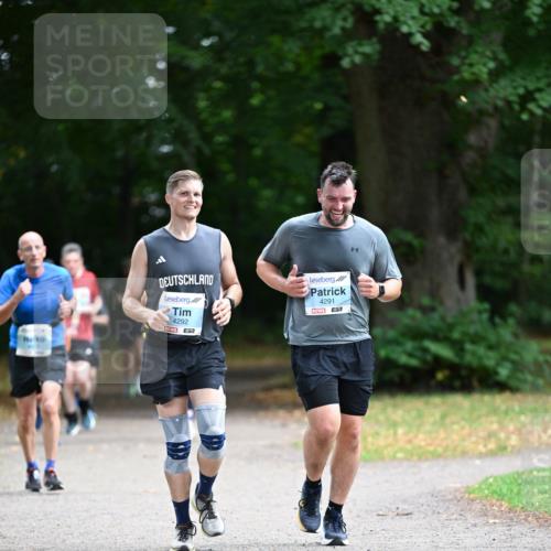 30.08.2026 - Blankeneser Heldenlauf Dr. Thomas Lammeyer http://msf.ph/oto/10046598 30.08.2026 11:24:51 Laufen 4292, 4291, 57 meine-sportfotos.de