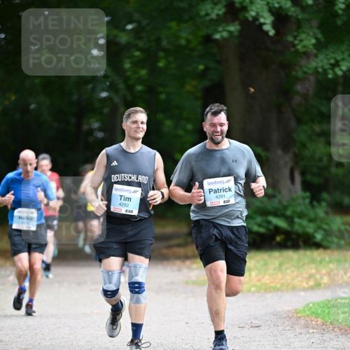 30.08.2026 - Blankeneser Heldenlauf Dr. Thomas Lammeyer http://msf.ph/oto/10046603 30.08.2026 11:24:51 Laufen 4292, 4291 meine-sportfotos.de