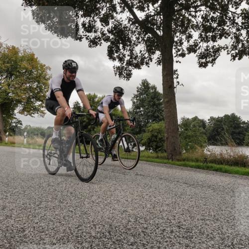 30.08.2026 - Elbe Triathlon Hamburg Michael Burmester http://msf.ph/oto/10046608 30.08.2026 09:32:12 Radfahren 358, 514, 521, 591, 841 meine-sportfotos.de