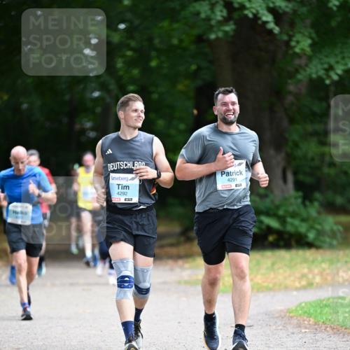 30.08.2026 - Blankeneser Heldenlauf Dr. Thomas Lammeyer http://msf.ph/oto/10046609 30.08.2026 11:24:51 Laufen 4292, 4291 meine-sportfotos.de