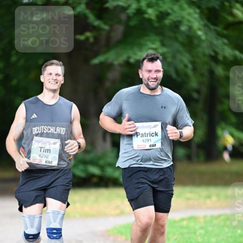 30.08.2026 - Blankeneser Heldenlauf Dr. Thomas Lammeyer http://msf.ph/oto/10046638 30.08.2026 11:24:53 Laufen 4292, 4291 meine-sportfotos.de