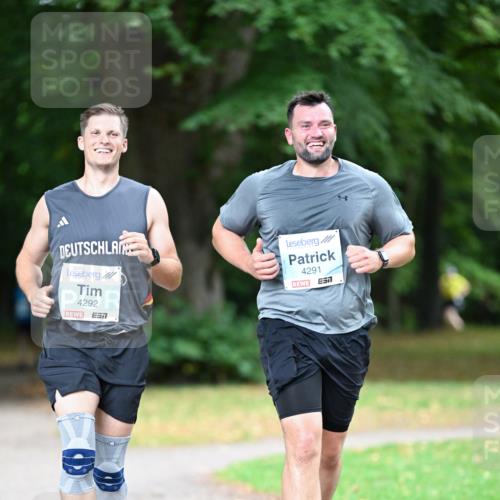 30.08.2026 - Blankeneser Heldenlauf Dr. Thomas Lammeyer http://msf.ph/oto/10046641 30.08.2026 11:24:53 Laufen 4292, 4291 meine-sportfotos.de