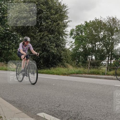 30.08.2026 - Elbe Triathlon Hamburg Michael Burmester http://msf.ph/oto/10046654 30.08.2026 15:39:04 Radfahren  meine-sportfotos.de