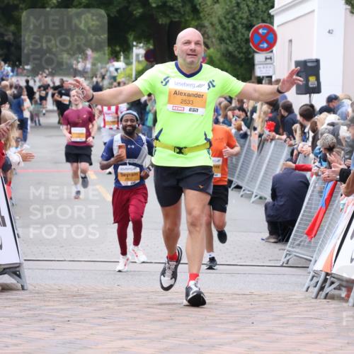 30.08.2026 - Blankeneser Heldenlauf Lena Gebhardt http://msf.ph/oto/10046658 30.08.2026 11:53:08 Ziel 2533 meine-sportfotos.de