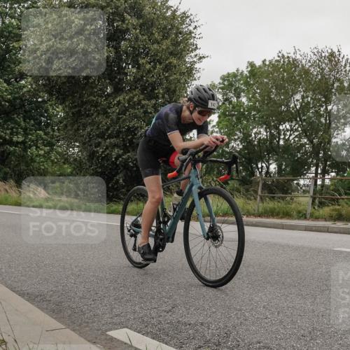 30.08.2026 - Elbe Triathlon Hamburg Michael Burmester http://msf.ph/oto/10046731 30.08.2026 15:39:34 Radfahren  meine-sportfotos.de