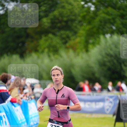30.08.2026 - Elbe Triathlon Hamburg LAZAROV Photography http://msf.ph/oto/10046739 30.08.2026 10:26:23 Ziel 286, 372 meine-sportfotos.de