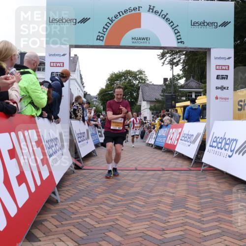 30.08.2026 - Blankeneser Heldenlauf Lena Gebhardt http://msf.ph/oto/10046814 30.08.2026 11:53:18 Ziel 2173, 2244, 2433, 2533, 2790, 2902 meine-sportfotos.de