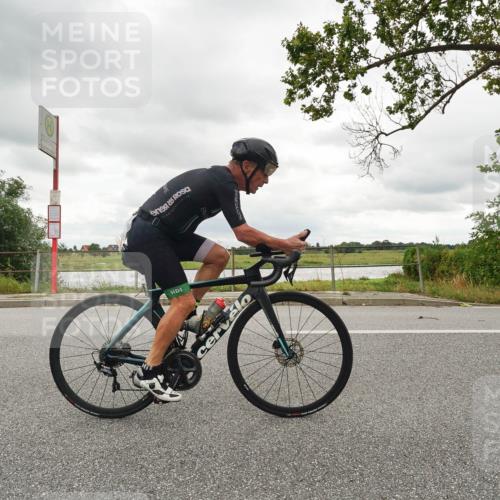 30.08.2026 - Elbe Triathlon Hamburg Michael Burmester http://msf.ph/oto/10046820 30.08.2026 14:52:16 Radfahren 168 meine-sportfotos.de