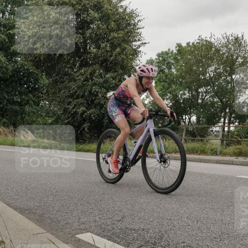 30.08.2026 - Elbe Triathlon Hamburg Michael Burmester http://msf.ph/oto/10046879 30.08.2026 15:41:05 Radfahren  meine-sportfotos.de
