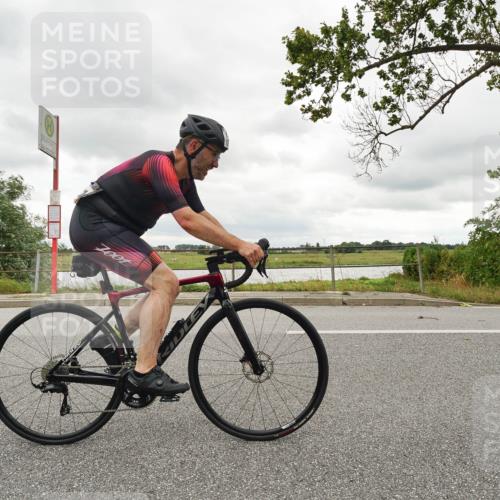 30.08.2026 - Elbe Triathlon Hamburg Michael Burmester http://msf.ph/oto/10046914 30.08.2026 14:52:47 Radfahren 145 meine-sportfotos.de