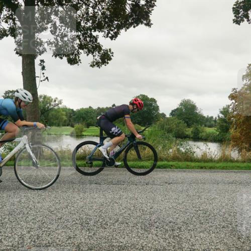30.08.2026 - Elbe Triathlon Hamburg Michael Burmester http://msf.ph/oto/10046929 30.08.2026 09:26:54 Radfahren 229, 310, 318, 328, 359, 503, 580, 595, 596, 626, 676 meine-sportfotos.de