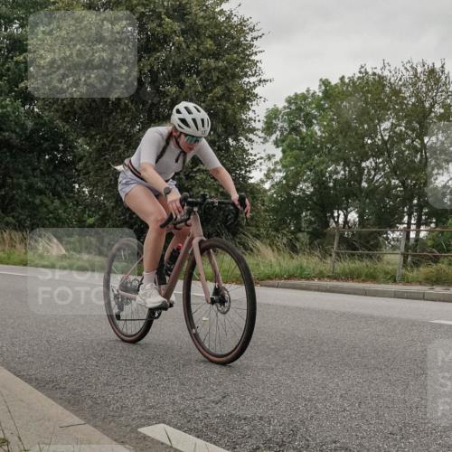 30.08.2026 - Elbe Triathlon Hamburg Michael Burmester http://msf.ph/oto/10046931 30.08.2026 15:41:37 Radfahren  meine-sportfotos.de