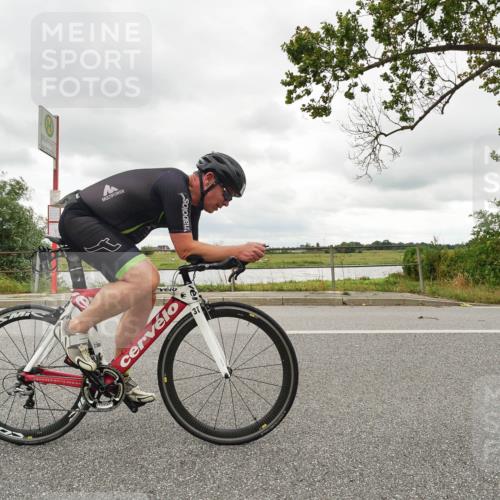 30.08.2026 - Elbe Triathlon Hamburg Michael Burmester http://msf.ph/oto/10046932 30.08.2026 14:52:56 Radfahren  meine-sportfotos.de