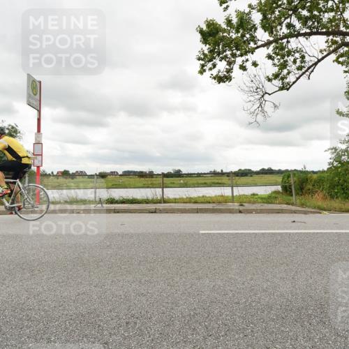 30.08.2026 - Elbe Triathlon Hamburg Michael Burmester http://msf.ph/oto/10046941 30.08.2026 14:53:01 Radfahren 142 meine-sportfotos.de