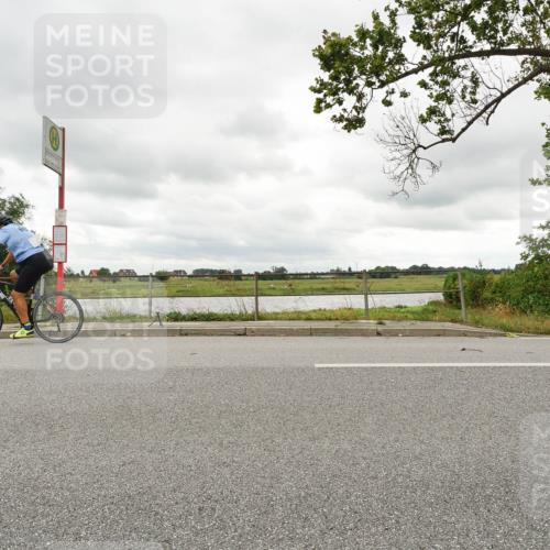 30.08.2026 - Elbe Triathlon Hamburg Michael Burmester http://msf.ph/oto/10046958 30.08.2026 14:53:13 Radfahren  meine-sportfotos.de