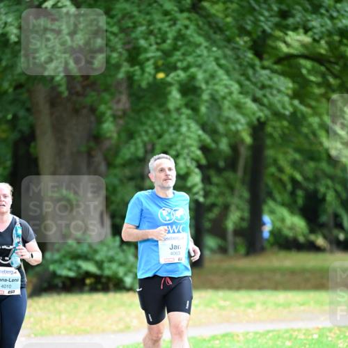 30.08.2026 - Blankeneser Heldenlauf Dr. Thomas Lammeyer http://msf.ph/oto/10046960 30.08.2026 11:25:13 Laufen 4010, 4063 meine-sportfotos.de